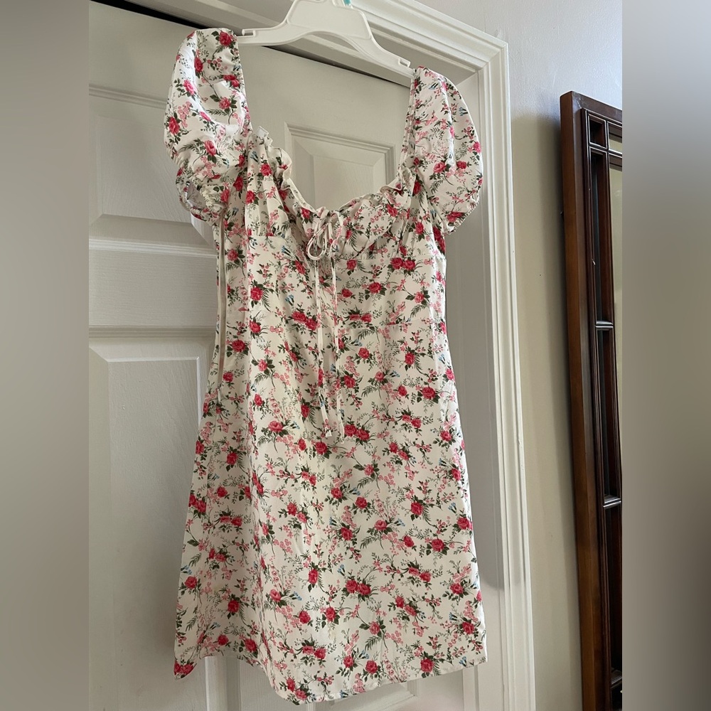 SHEIN
Size 6
